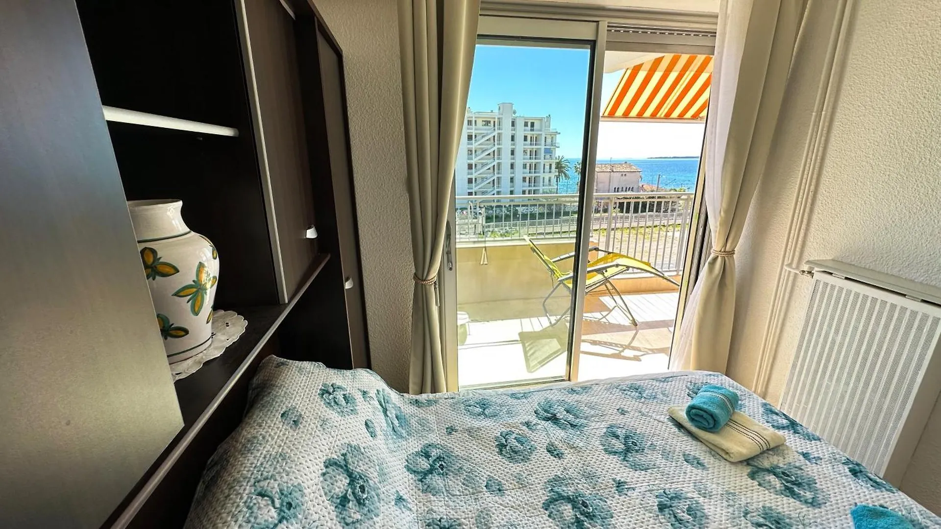 Daire Apt Golfe-Juan A 300 M De La Plage Et Pres De Cannes 2, Centre Et Gare